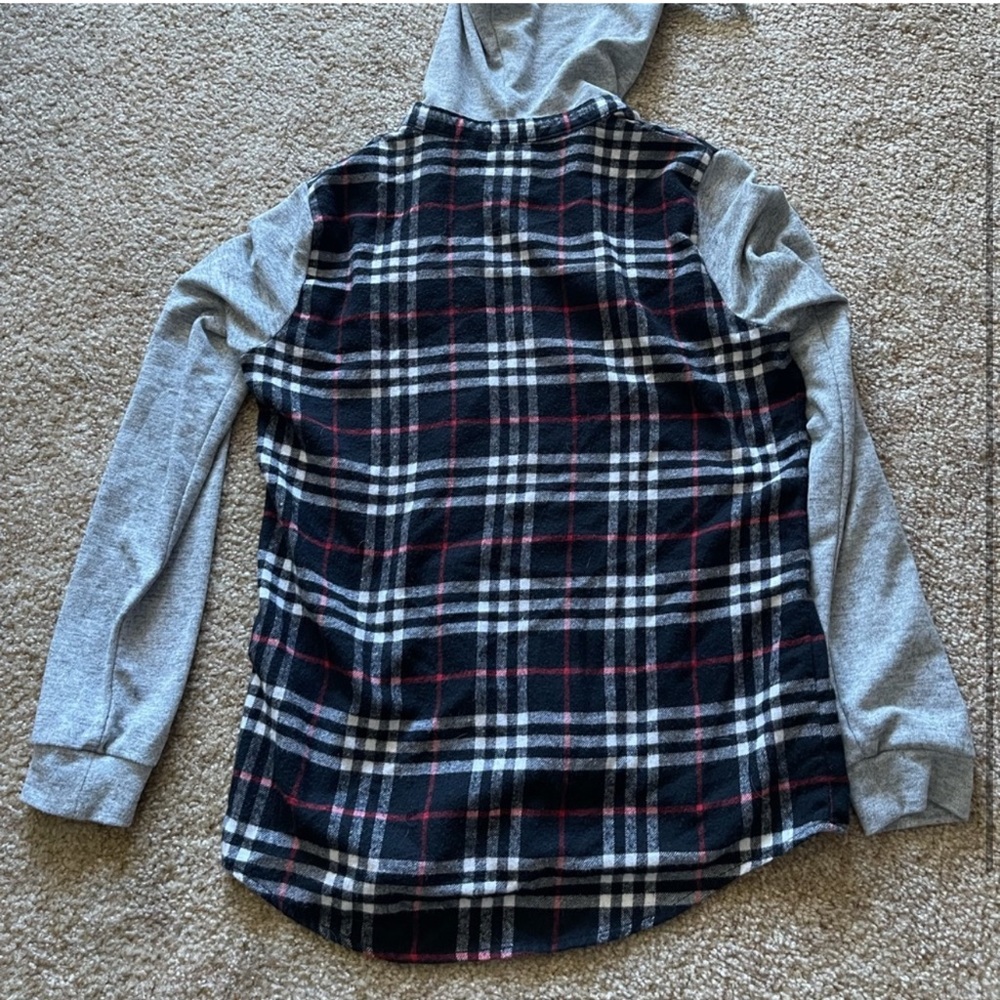 Flannel - Picture 2 of 3